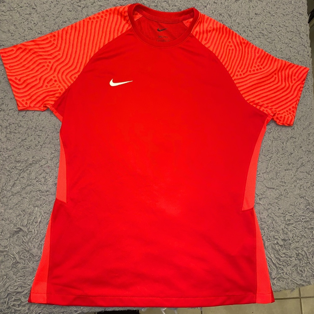 Nike drifit new